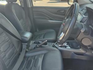 Nissan Navara 2.5DDTI PRO-4X 4X4 automatic D/C - Image 9