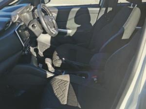 Nissan Magnite 1.0T Acenta Plus CVT - Image 6
