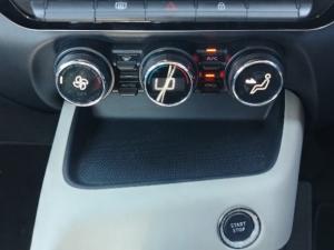 Nissan Magnite 1.0T Acenta CVT - Image 13