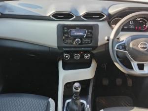 Nissan Magnite 1.0 Visia - Image 8