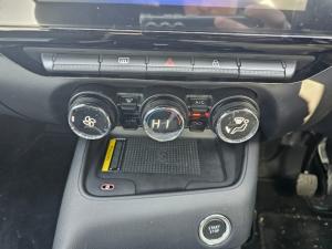 Nissan Magnite Kuro 1.0T - Image 5