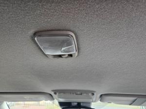 Nissan Navara 2.5DDTI PRO-4X 4X4 automatic D/C - Image 13
