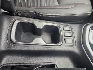 Nissan Navara 2.5DDTI PRO-4X 4X4 automatic D/C - Image 23