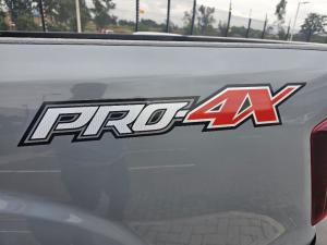 Nissan Navara 2.5DDTI PRO-4X 4X4 automatic D/C - Image 8
