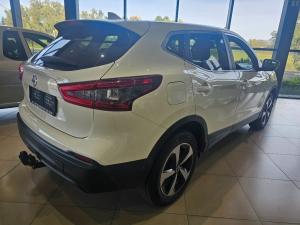Nissan Qashqai 1.5 dCi Acenta - Image 4