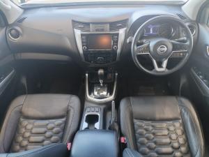Nissan Navara 2.5DDTI LE/LE Plus automatic D/C - Image 7