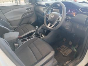 Nissan Magnite 1.0T Acenta Plus CVT - Image 5