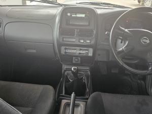 Nissan Hardbody NP300 2.5 TDi HI-RIDERD/C - Image 6