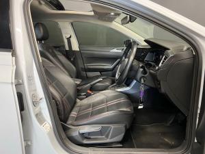 Volkswagen Polo hatch 1.0TSI Highline auto - Image 8