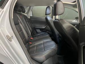 Volkswagen Polo hatch 1.0TSI Highline auto - Image 9