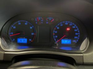 Volkswagen Polo Vivo 5-door 1.6 Trendline - Image 10