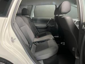 Volkswagen Polo Vivo 5-door 1.6 Trendline - Image 9