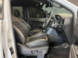 Volkswagen Amarok 3.0TDI V6 double cab Aventura 4Motion - Image 8