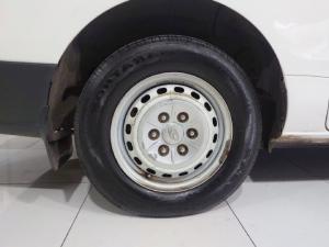 Hyundai H-1 2.5VGTi bus GLS - Image 7