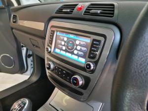 JAC T8 1.9TDi double cab 4WD Lux - Image 11