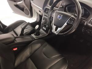 Volvo V40 T3 Excel - Image 10