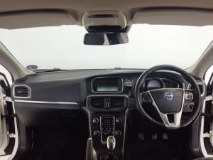 Volvo V40 T3 Excel - Image 11