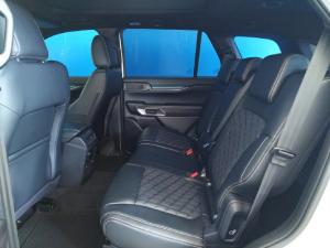 Ford Everest 3.0TD V6 4WD Platinum - Image 9