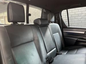 Toyota Hilux 2.8GD-6 double cab 4x4 Legend RS manual - Image 7