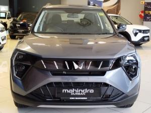 Mahindra XUV 3XO 1.2T AX5 manual - Image 2