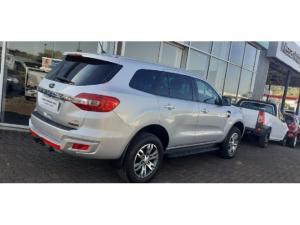 Ford Everest 3.2TDCi 4WD XLT - Image 3