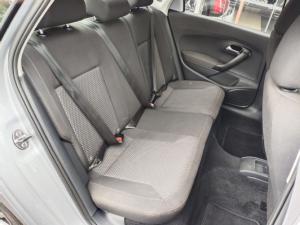 Volkswagen Polo sedan 1.6 Comfortline auto - Image 7