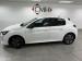 Peugeot 208 1.2T Allure auto - Thumbnail 2