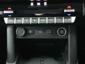 Mitsubishi Triton 2.4DI-D double cab GLS 4x4 auto - Image 9