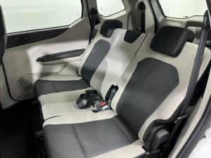 Renault Triber 1.0 Life - Image 24