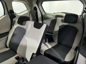 Renault Triber 1.0 Life - Image 6