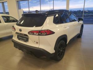 Toyota Corolla Cross 1.8 HEV GR-Sport - Image 3