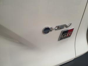 Toyota Corolla Cross 1.8 HEV GR-Sport - Image 8