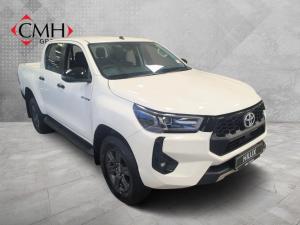 Toyota Hilux 2.8GD-6 double cab Raider auto - Image 1