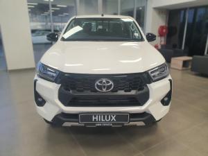Toyota Hilux 2.8GD-6 double cab Raider auto - Image 2