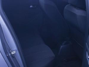 Peugeot 208 1.2 Active - Image 12