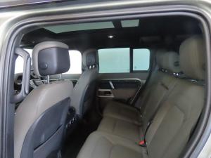 Land Rover Defender 130 D350 X-Dynamic HSE - Image 10