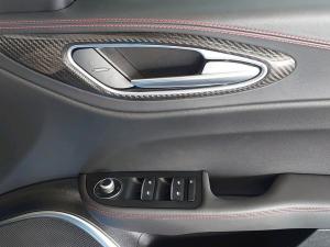 Alfa Romeo Giulia Quadrifoglio - Image 12