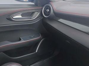 Alfa Romeo Giulia Quadrifoglio - Image 13