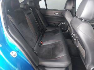 Alfa Romeo Giulia Quadrifoglio - Image 15