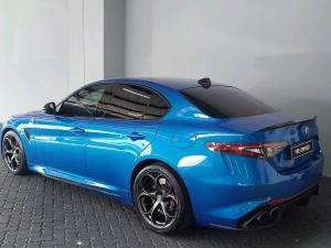 Alfa Romeo Giulia Quadrifoglio - Image 3