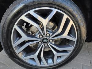 Land Rover Range Rover Evoque D200 R-Dynamic HSE - Image 8