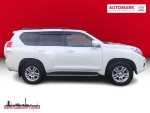 Toyota Land Cruiser Prado 4.0 VX - Image 15
