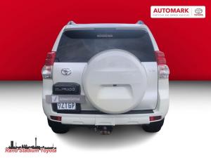 Toyota Land Cruiser Prado 4.0 VX - Image 9