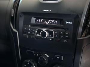 Isuzu D-Max 250 double cab Hi-Ride auto - Image 15