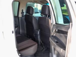 Isuzu D-Max 250 double cab Hi-Ride auto - Image 20
