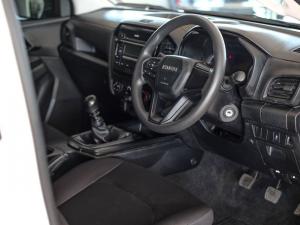 Isuzu D-Max 1.9TD double cab L 4x4 manual - Image 11