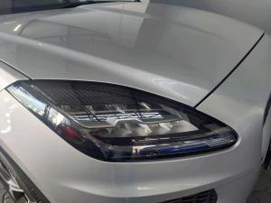 Jaguar E-Pace D180 AWD HSE - Image 6