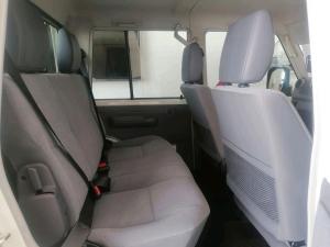 Toyota Land Cruiser 79 2.8GD-6 double cab - Image 15