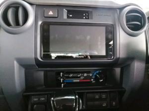 Toyota Land Cruiser 79 2.8GD-6 double cab - Image 17