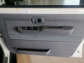 Toyota Land Cruiser 79 2.8GD-6 double cab